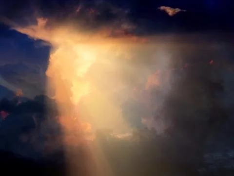 Sunshine through the clouds Illustrazione stock