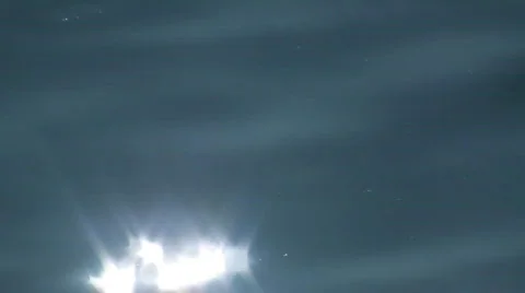 Sunshine in water 動画素材 837660