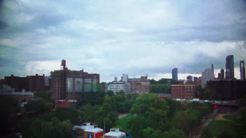 Super 8 Brooklyn Navy Yard views nyc Vídeos de archivo 251231766