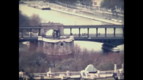 Super 8 -  Paris 1973: Bridge Bir-Hakeim from Eiffel Tower Stock-Footage 100540161