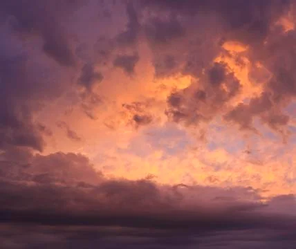 Super dramatic sky Photos