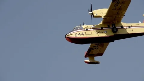 Super scooper slow motion very close-up flyover Video stock 79861929