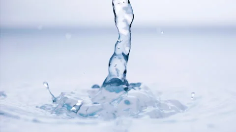Super Slow Motion 1000fps: Falling Drop Splash in Water Stock Footage 251951598