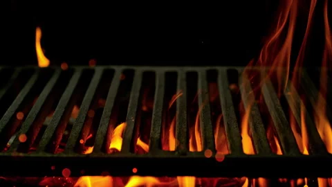 Super Slow Motion Close-Up of Hot Grill Grate with Flames and Glowing Embers at Vídeos de archivo 306090429