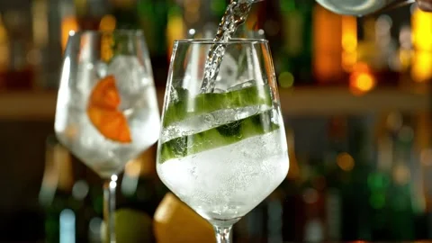 Super slow motion of preparing gin and tonic drinks with speed motion Stock Footage 237163710