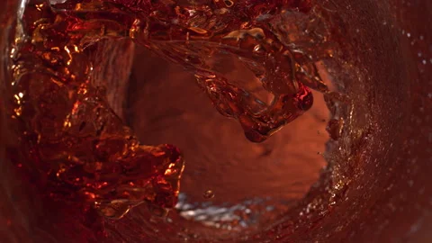 Super Slow Motion Shot of Cola Vortex at 1000 fps. Vídeo Stock 287864918