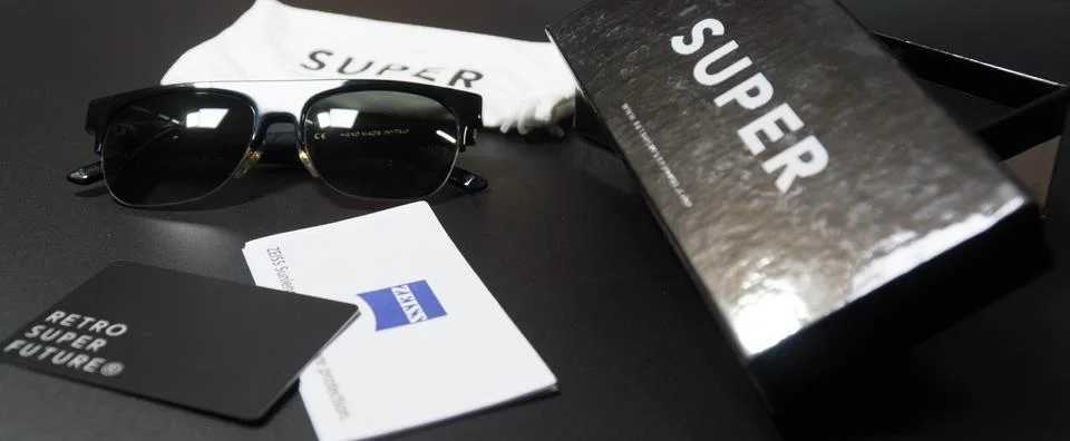 SUPER SUNGLASS 스톡 사진