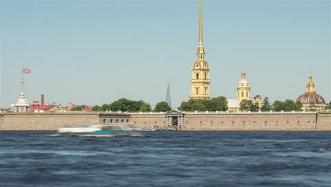 Super zoom view of peter and Paul Fortress in Saint Petersburg. Stock Footage 171156181