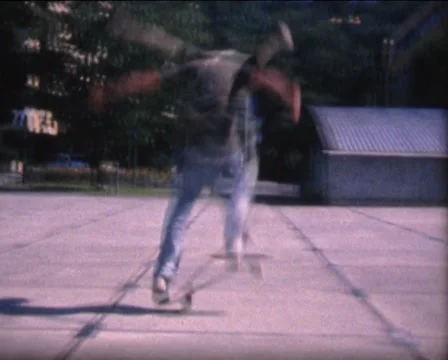 SUPER8 skateboard learning 5 - 2009 Vídeo Stock 30863679
