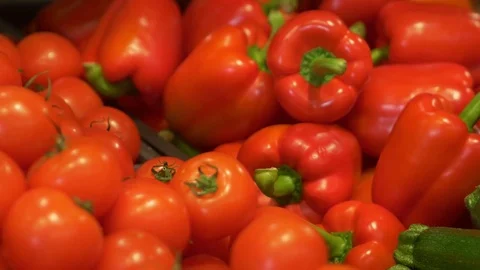 Supermarket tomatoes 01 Video stock 74441965