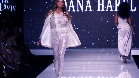 Supermodels presenting catwalk Haute Couture during the Gala of TLV Fashion Week Видео 87240393
