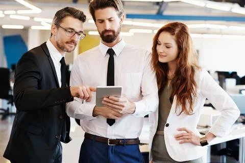 Supporting an idea sharing session with smart technology Foto stock
