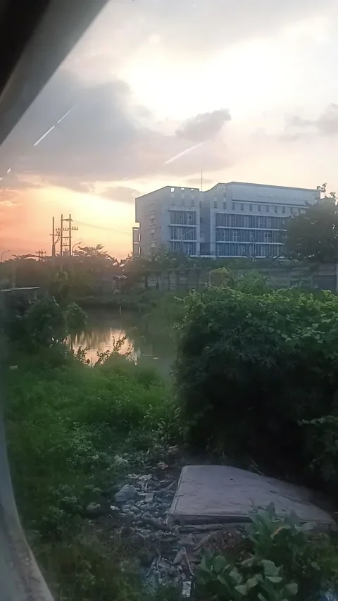 Surabaya East Java Indonesia. Window View Train Journey Video. On June 17 2025 Vídeos de archivo 311754089