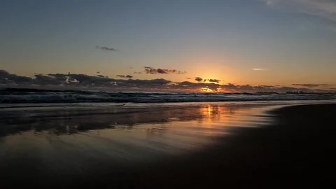 Surf Beach at sunrise 스톡 동영상 279203135