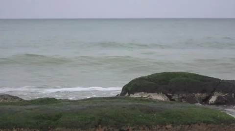 Surf on the rocks. Slow motion. Stock Footage 53082568