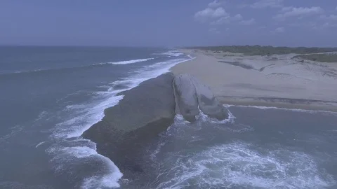 Surf Spot On The Sri Lanka Called Okanda Stockbeeldmateriaal 84423615