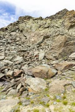 Surface of rocks with sedimented debris over time. Martian landscape. Foto stock