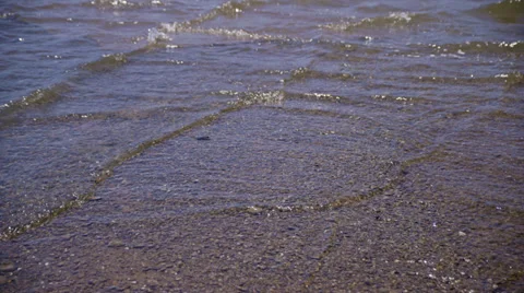 Surface waves cris cross in geometric pattern 4K Video stock 37000042