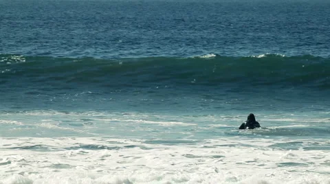 Surfer 15 - paddling hit by wave Video stock 5089381