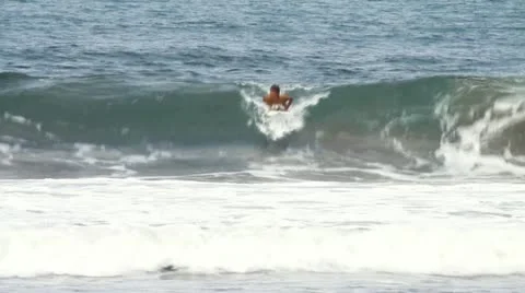 Surfer in action Видео 22288006