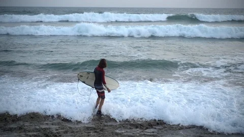 Surfer Video stock 126900088