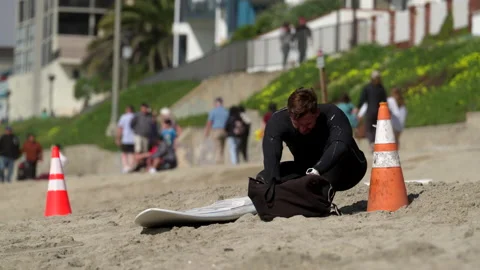 Surfer getting ready Video stock 236534758
