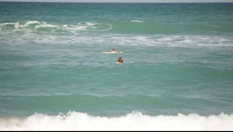 Surfer Girls 스톡 동영상 6926431