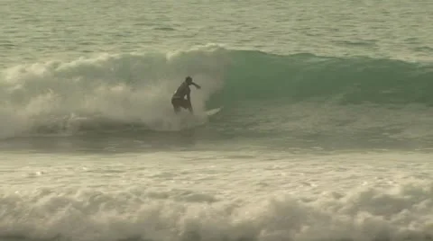 Surfer Riding A Large Wave 스톡 동영상 19148617
