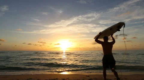 Surfer with Surfboard Overhead 스톡 동영상 41793158