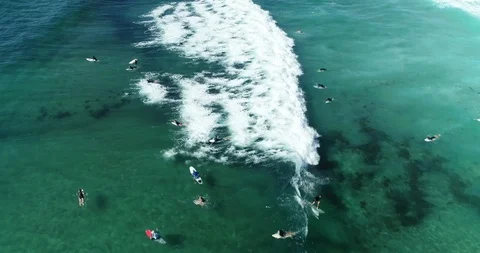 Surfer on wave, view from side, drone, 4k 25FPS, NSW, Australia Stock Footage 102359295