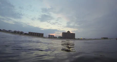 Surfing 32 Video stock 26208969