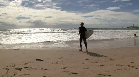 Surfing in Australia Video stock 11235699