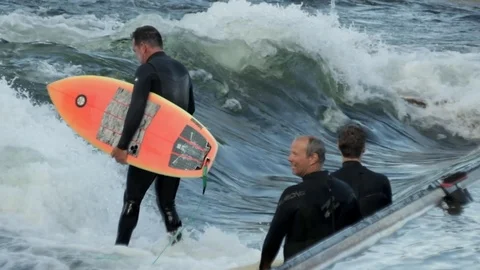 Surfing on River (120fps) Stock-Footage 100034511