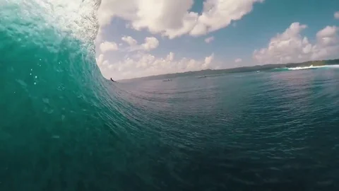 Surfing in the waves Video stock 75452288