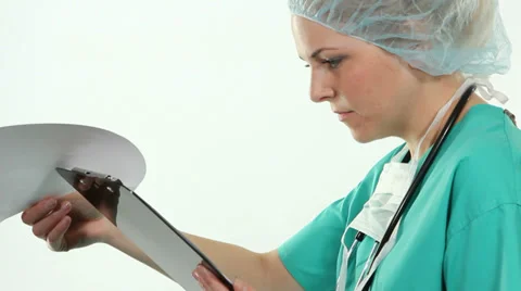 Surgeon in scrubs 스톡 동영상 35345566