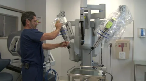 Surgeon Set up DaVinci Stock Footage 40062421