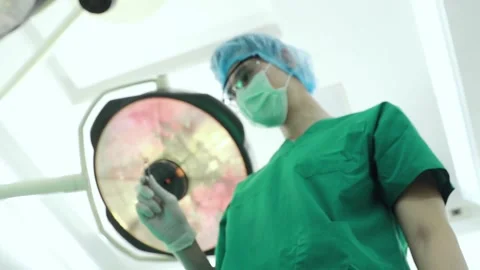 The surgeon works in the operating room Stock Footage 171893136