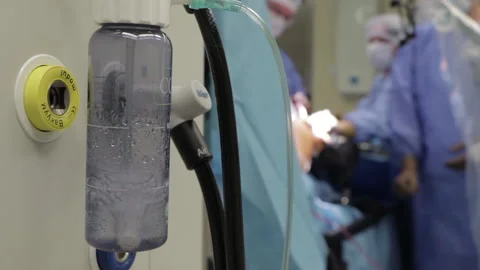 Surgeons perform the operation with a modern robot. Video stock 164118468