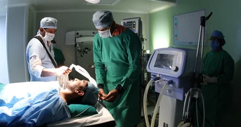 Surgeons team in operation Stock Footage 109591524