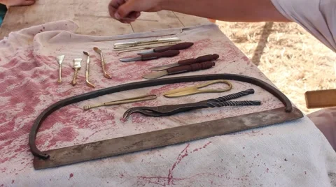 Surgical Instruments from Ancient Rome Vídeo Stock 58696344