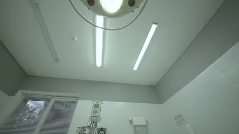 Surgical lamp in the operating room. Stock Footage 104415619