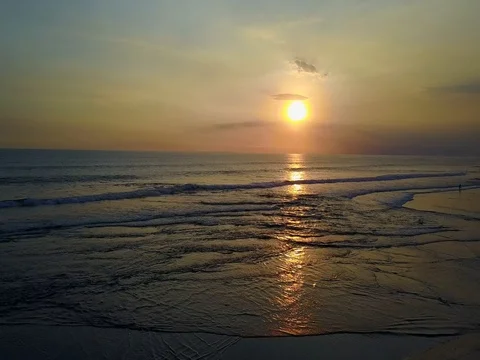 Surprisingly beautiful sunset in the ocean, flying on a quadrocopter to the sun Video stock 82969664