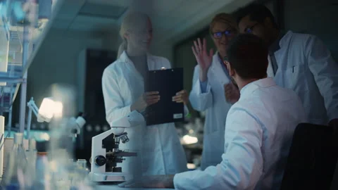 Surprized Scientist Makes Discovery Under Microscope Video stock 142226770