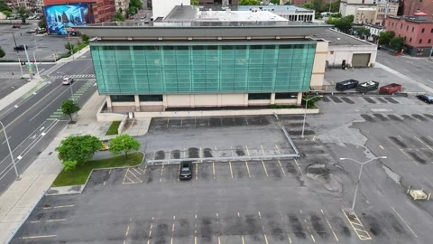 Surrounds it is Crumbling - Syracuse, NY Stockbeeldmateriaal 336470168
