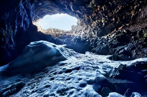 Surtshellir Lava Caves Foto stock
