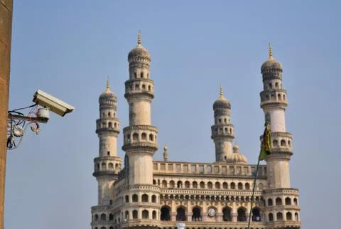 Surveillance camera observing mosque Foto stock