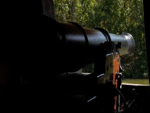 Susan Constant - cannon from inside 2 (colonial era English Ship) Vídeo Stock 80742849