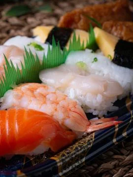 Sushi sets in plastic box trays for Delivery service. Foto stock