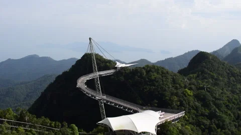 Suspended Sky Bridge panoramic view on Langkawi Island, Malaysia 스톡 동영상 157469363