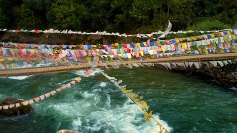 Suspension bridge near Paro, Bhutan Видео 114088715